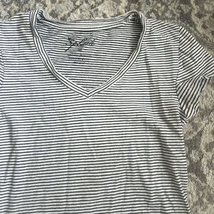 Fitted striped t-shirt